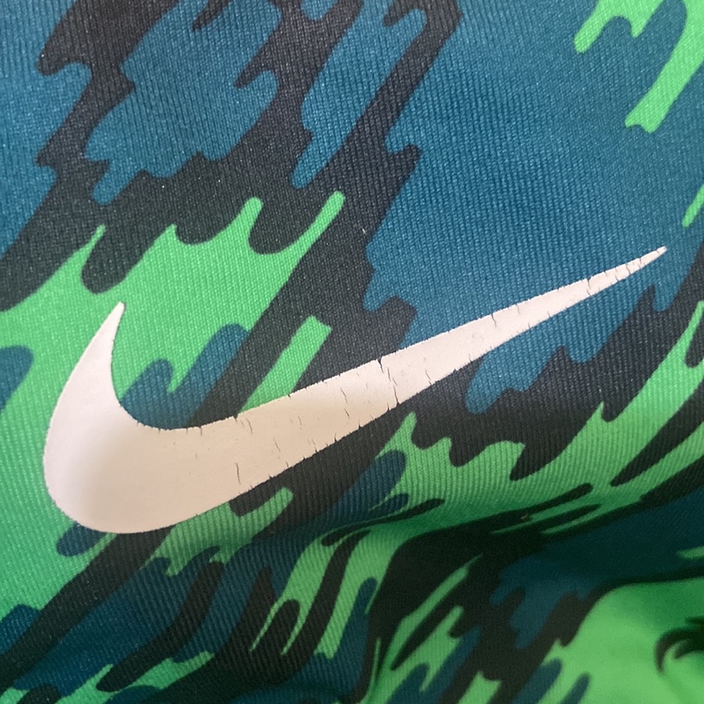 Nike Dri-Fit Sports Bra; Size Small - Picture 4 of 4